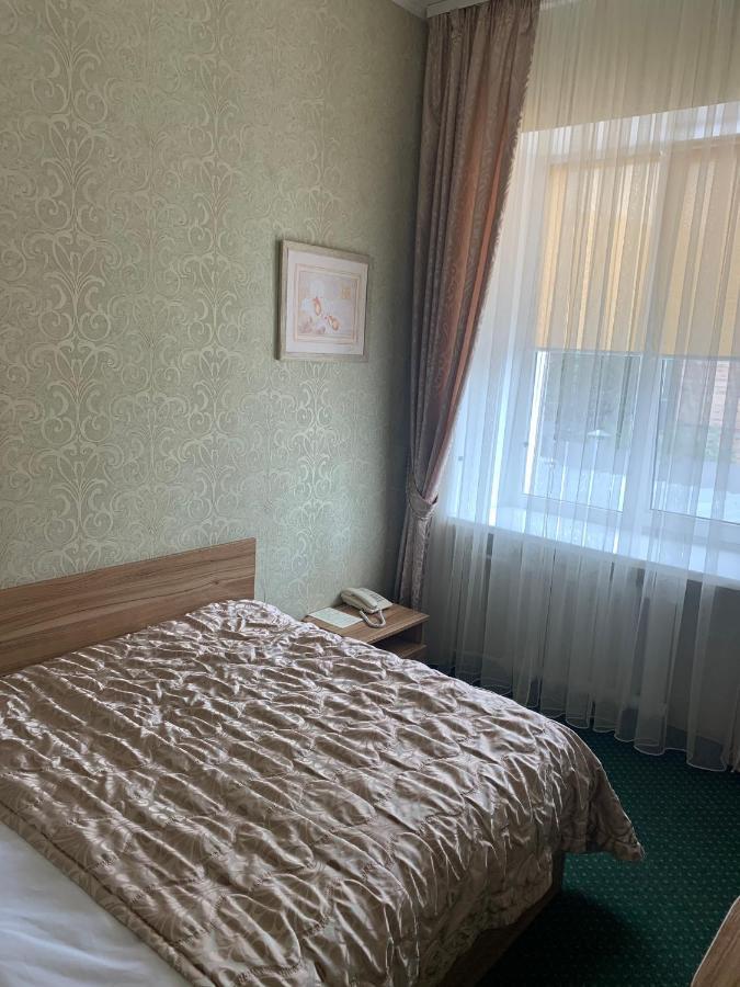 Hotel Dobrodiy 文尼察 外观 照片