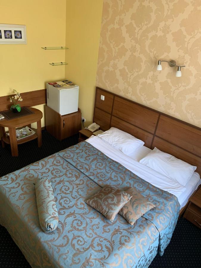 Hotel Dobrodiy 文尼察 外观 照片