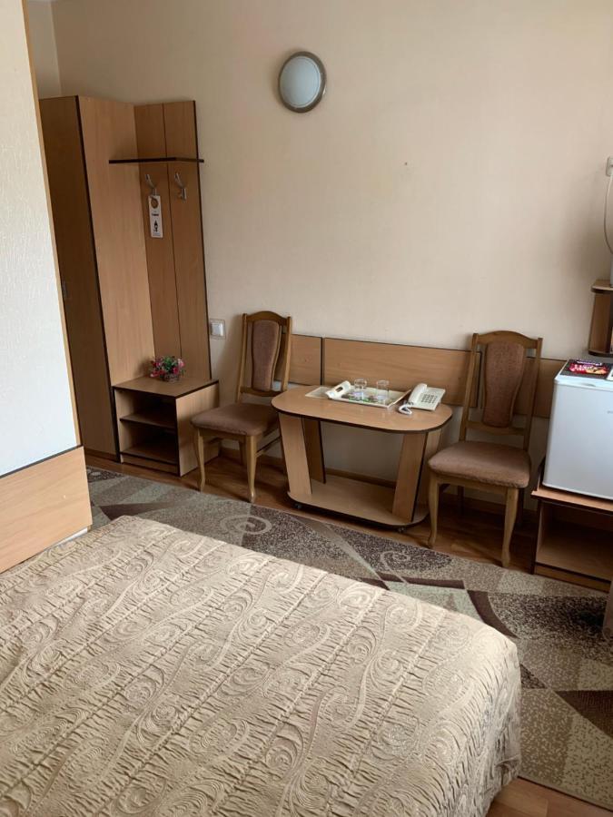 Hotel Dobrodiy 文尼察 外观 照片