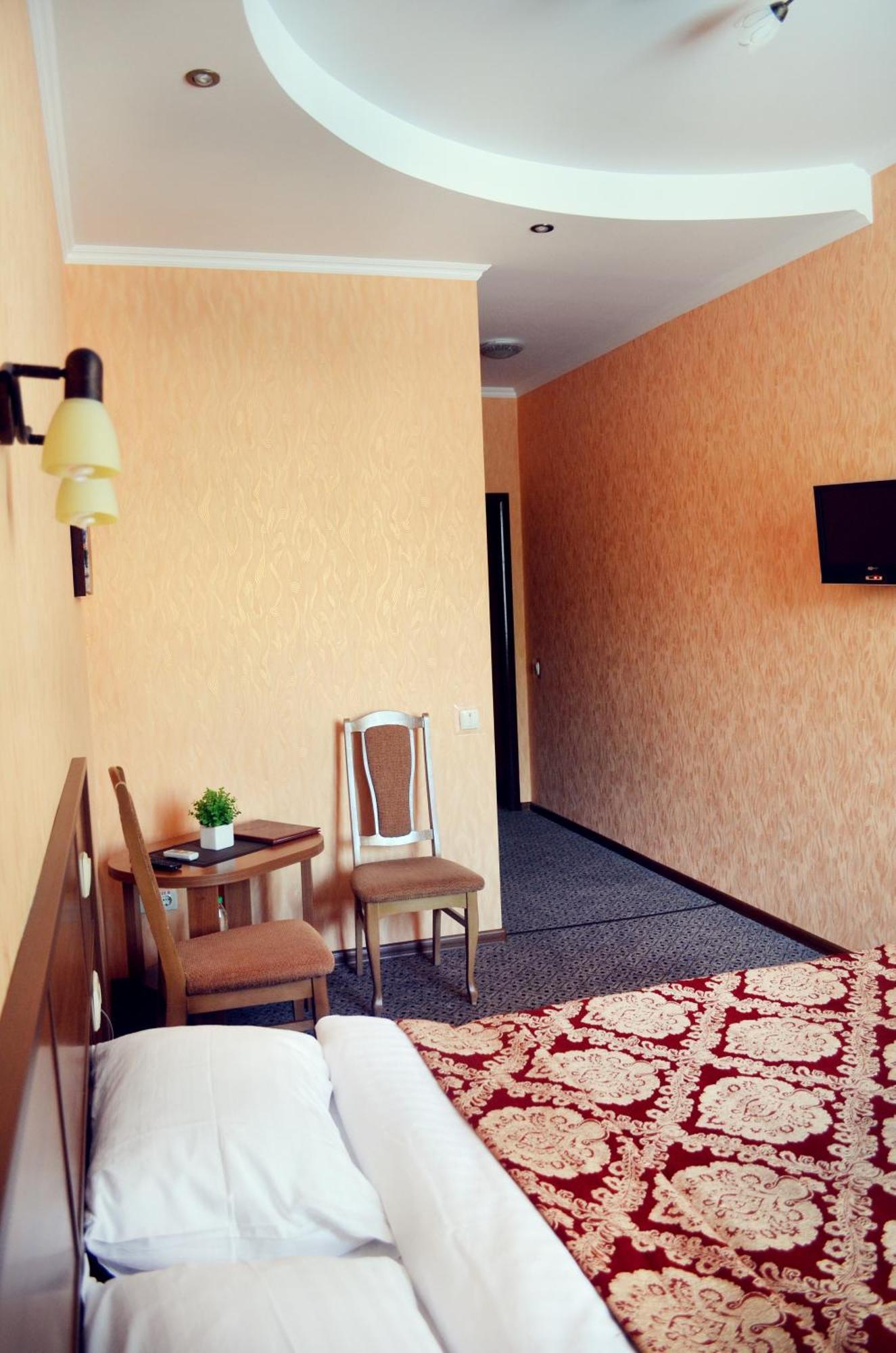 Hotel Dobrodiy 文尼察 外观 照片